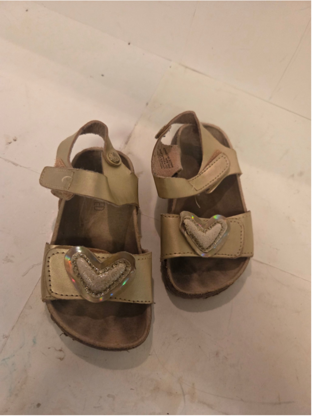 Girls Not Rated Gold Heart Sandals Size 7